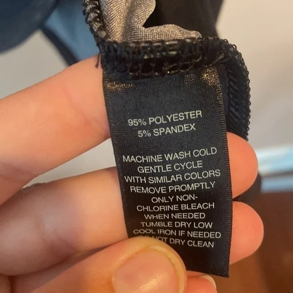 White House black market blouse - Picture 5 of 7